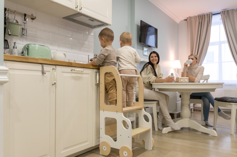 Car Learning Table / Tower